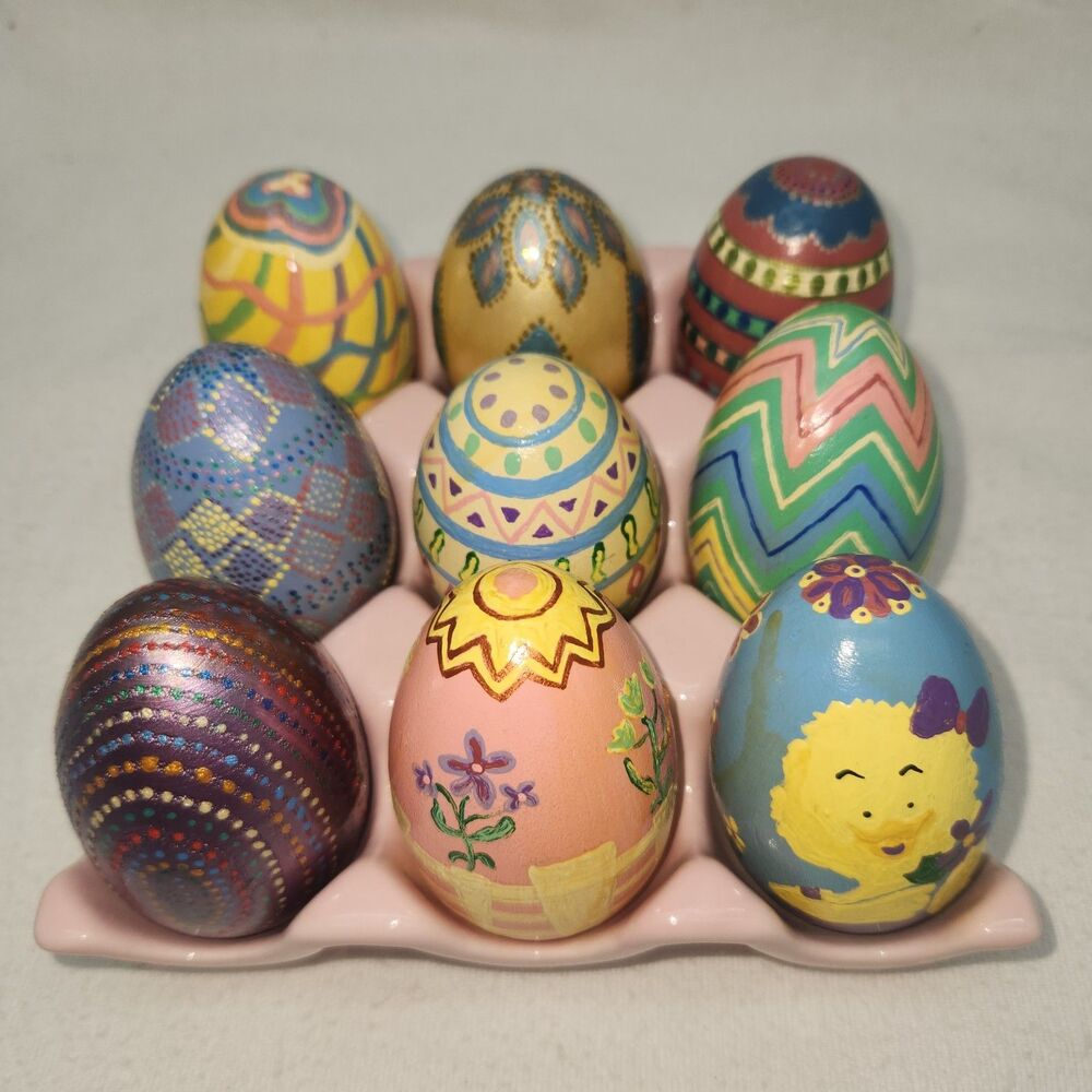 Egg Wooden Hand Carved & Painted Gail Turner Signed Easter Decoration VTG Select